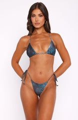 Sandy Toes Bottoms Venomous Blue